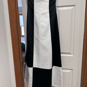 Strapless dress long gown like new size 6